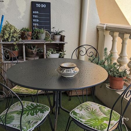 Appartamento T3 Avec Terrasse Avec Vue Exceptionnelle Sur Les Quais De Sète Esterno foto